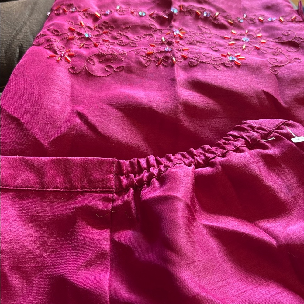 Pants capri womens new size 24 polyester sequins A Wild Thyme zipper washable